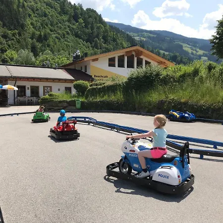Zillertal Lodge, Chalet Im Zillertal Direkt Am 5 Sterne Campingplatz