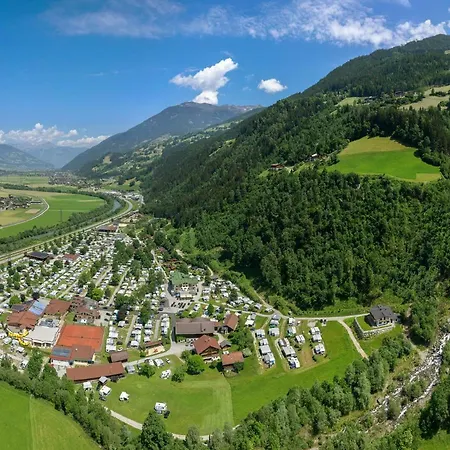 Zillertal Lodge, Chalet Im Zillertal Direkt Am 5 Sterne Campingplatz Aschau Im Zillertal