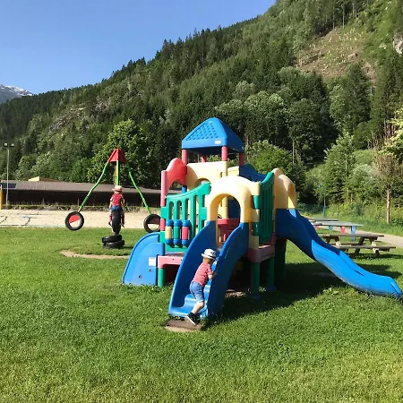 Zillertal Lodge, Chalet Im Zillertal Direkt Am 5 Sterne Campingplatz Holiday home Aschau Im Zillertal